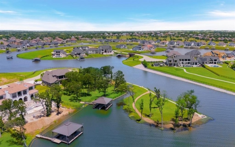 7061 The Resort Drive, Fort Worth, TX 76179, 5 Habitaciones Habitaciones , ,5 BañosBaños,Residential,En Venta,7061 The Resort Drive,20988478