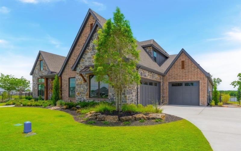 7061 The Resort Drive, Fort Worth, TX 76179, 5 Habitaciones Habitaciones , ,5 BañosBaños,Residential,En Venta,7061 The Resort Drive,20988478