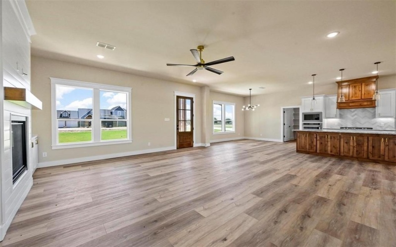 1560 Dixie Estates Way, Whitesboro, TX 76273, 3 Bedrooms Bedrooms, ,2 BathroomsBathrooms,Residential,For Sale,1560 Dixie Estates Way,20988545