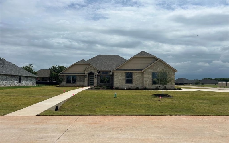 3701 Tremont Lane, Granbury, TX 76049, 4 Bedrooms Bedrooms, ,3 BathroomsBathrooms,Residential,For Sale,3701 Tremont Lane,20988569