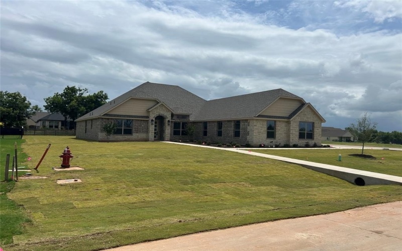 3701 Tremont Lane, Granbury, TX 76049, 4 Bedrooms Bedrooms, ,3 BathroomsBathrooms,Residential,For Sale,3701 Tremont Lane,20988569