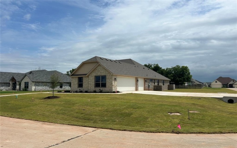 3701 Tremont Lane, Granbury, TX 76049, 4 Bedrooms Bedrooms, ,3 BathroomsBathrooms,Residential,For Sale,3701 Tremont Lane,20988569