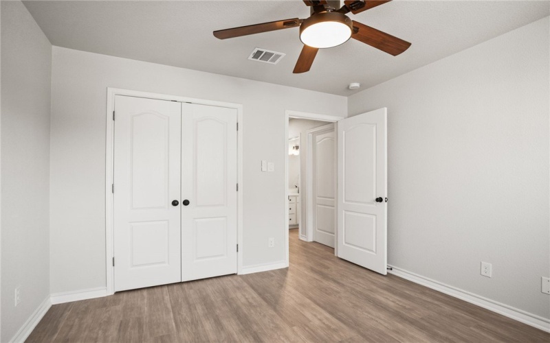 15217 Windward Drive #403, Corpus Christi, TX 78418, 4 Bedrooms Bedrooms, ,3 BathroomsBathrooms,Residential,For Sale,15217 Windward Drive,455428