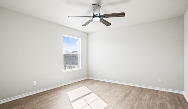 15217 Windward Drive #404, Corpus Christi, TX 78418, 4 Bedrooms Bedrooms, ,3 BathroomsBathrooms,Residential,For Sale,15217 Windward Drive,455429