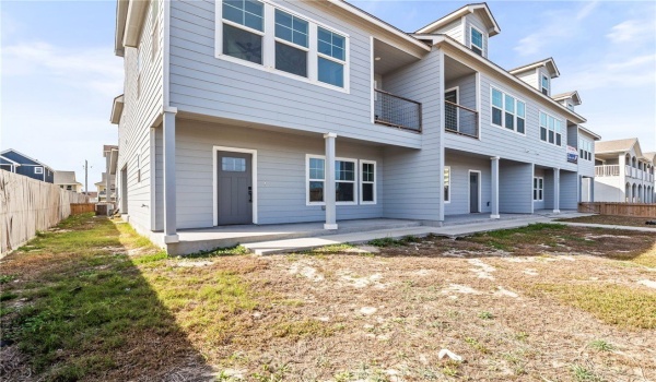 15217 Windward Drive #404, Corpus Christi, TX 78418, 4 Bedrooms Bedrooms, ,3 BathroomsBathrooms,Residential,For Sale,15217 Windward Drive,455429
