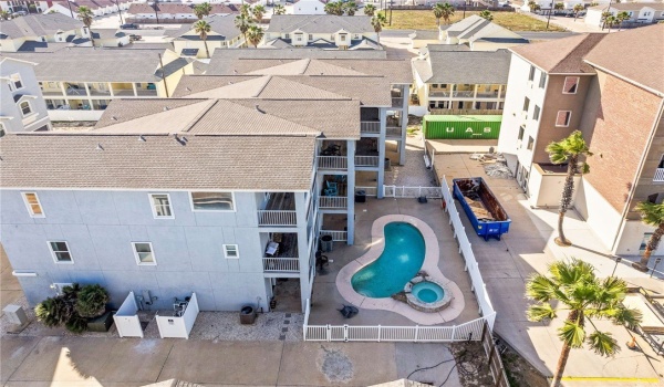 15217 Windward Drive #404, Corpus Christi, TX 78418, 4 Bedrooms Bedrooms, ,3 BathroomsBathrooms,Residential,For Sale,15217 Windward Drive,455429