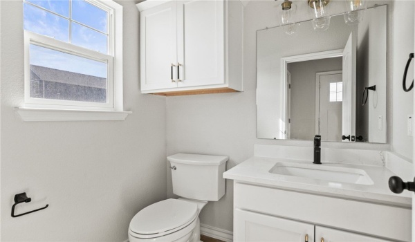15217 Windward Drive #404, Corpus Christi, TX 78418, 4 Bedrooms Bedrooms, ,3 BathroomsBathrooms,Residential,For Sale,15217 Windward Drive,455429