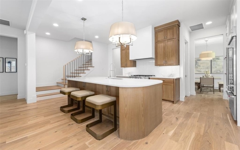 7523 Robin Road, Dallas, TX 75209, 4 Bedrooms Bedrooms, ,5 BathroomsBathrooms,Residential,For Sale,7523 Robin Road,20985863
