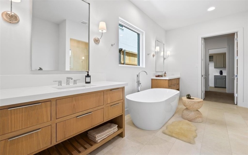 7523 Robin Road, Dallas, TX 75209, 4 Bedrooms Bedrooms, ,5 BathroomsBathrooms,Residential,For Sale,7523 Robin Road,20985863