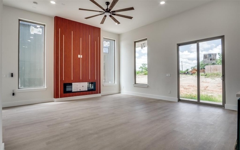 2518 Elk Trail, Granbury, TX 76048, 3 Bedrooms Bedrooms, ,2 BathroomsBathrooms,Residential,For Sale,2518 Elk Trail,20986315