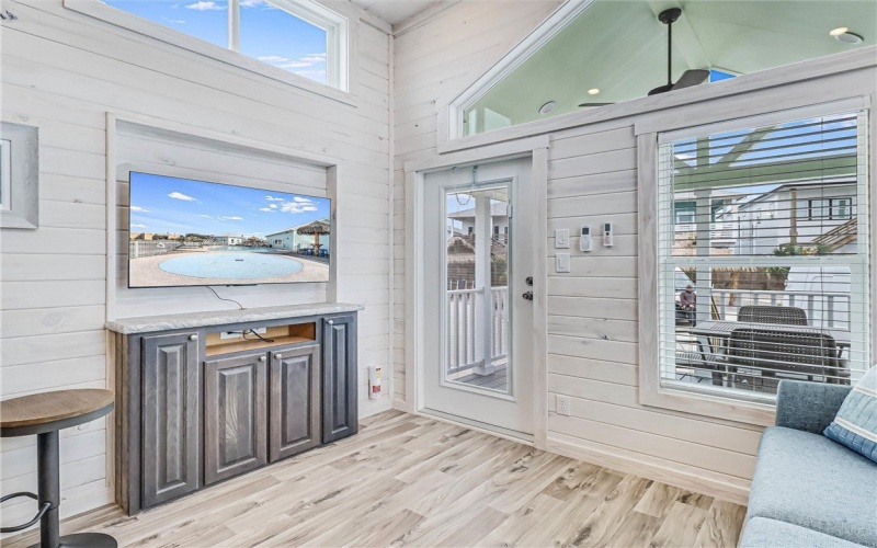 1100 Port Street unit: 6 #6, Port Aransas, TX 78373, 1 Bedroom Bedrooms, ,1 BathroomBathrooms,Residential,For Sale,1100 Port Street unit: 6,455525