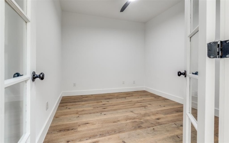 5704 Riverside Drive, Dallas, TX 75235, 2 Bedrooms Bedrooms, ,3 BathroomsBathrooms,Residential Lease,For Rent,5704 Riverside Drive,20986854