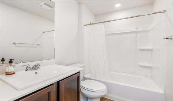 7730 Spiderman Drive, Corpus Christi, TX 78414, 3 Habitaciones Habitaciones , ,2 BañosBaños,Residential,En Venta,7730 Spiderman Drive,455616