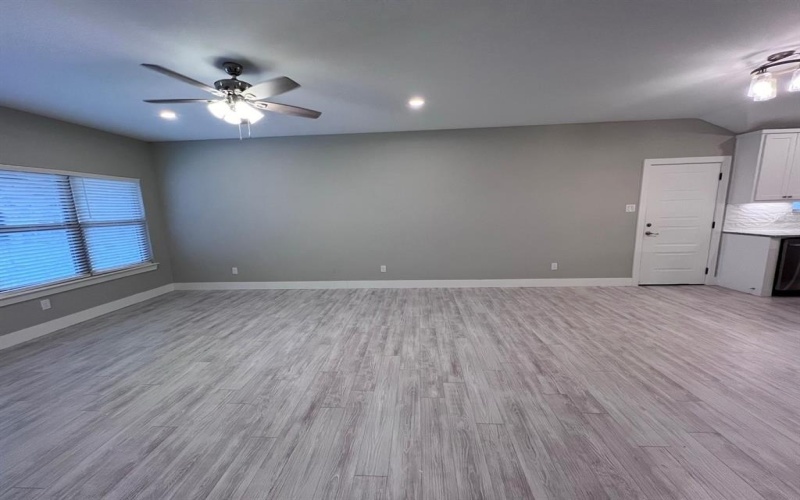 635 Friendship Road, Sherman, TX 75092, 3 Bedrooms Bedrooms, ,2 BathroomsBathrooms,Residential Lease,For Rent,635 Friendship Road,20988199