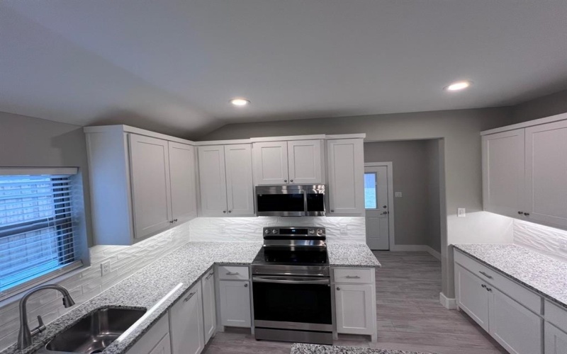 635 Friendship Road, Sherman, TX 75092, 3 Bedrooms Bedrooms, ,2 BathroomsBathrooms,Residential Lease,For Rent,635 Friendship Road,20988199