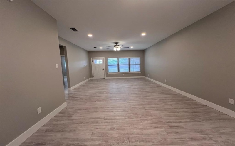 635 Friendship Road, Sherman, TX 75092, 3 Bedrooms Bedrooms, ,2 BathroomsBathrooms,Residential Lease,For Rent,635 Friendship Road,20988199