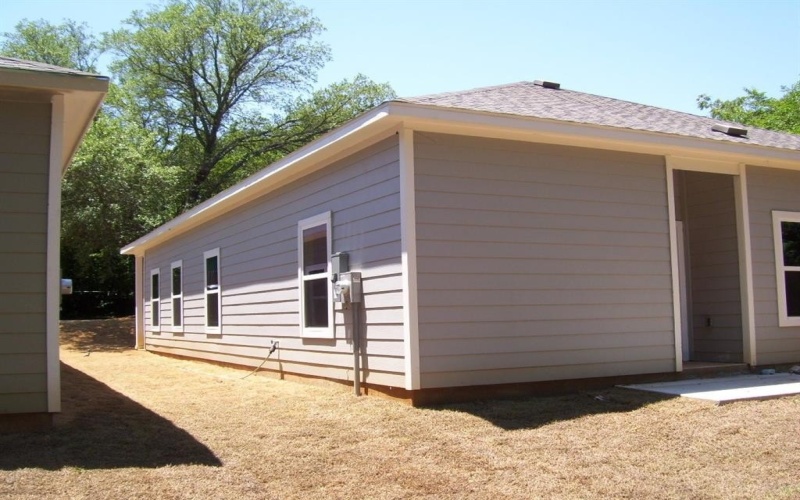 1119 W Johnson Street, Denison, TX 75020, 3 Habitaciones Habitaciones , ,2 BañosBaños,Residential,En Venta,1119 W Johnson Street,20988301