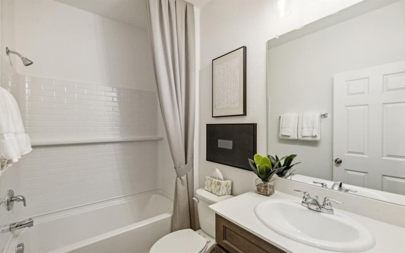 2431 Roundstone Way, Lowry Crossing, TX 75407, 4 Habitaciones Habitaciones , ,3 BañosBaños,Residential,En Venta,2431 Roundstone Way,20988309