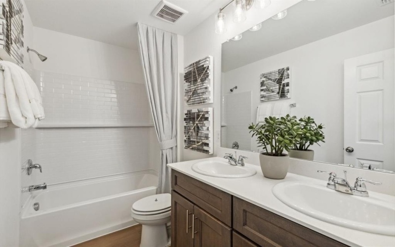 2431 Roundstone Way, Lowry Crossing, TX 75407, 4 Habitaciones Habitaciones , ,3 BañosBaños,Residential,En Venta,2431 Roundstone Way,20988309