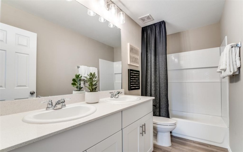 2403 Roundstone Way, Lowry Crossing, TX 75407, 4 Habitaciones Habitaciones , ,2 BañosBaños,Residential,En Venta,2403 Roundstone Way,20988340