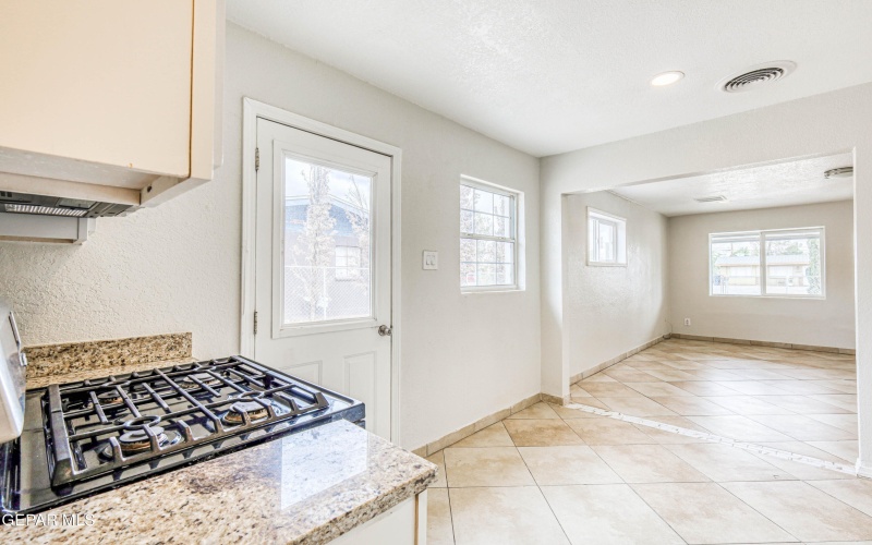 5232 SUN VALLEY Drive, El Paso, TX 79924, 3 Bedrooms Bedrooms, ,1 BathroomBathrooms,Residential,For Sale,5232 SUN VALLEY Drive,925745