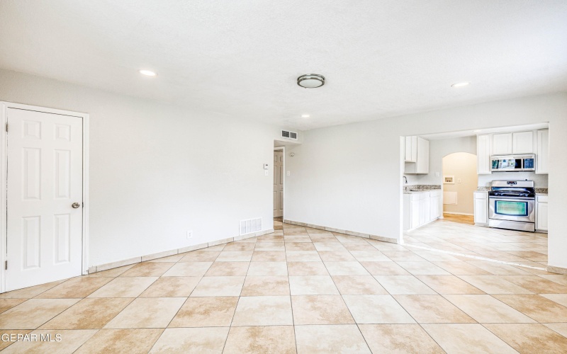 5232 SUN VALLEY Drive, El Paso, TX 79924, 3 Bedrooms Bedrooms, ,1 BathroomBathrooms,Residential,For Sale,5232 SUN VALLEY Drive,925745