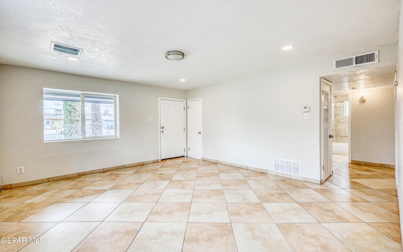 5232 SUN VALLEY Drive, El Paso, TX 79924, 3 Bedrooms Bedrooms, ,1 BathroomBathrooms,Residential,For Sale,5232 SUN VALLEY Drive,925745