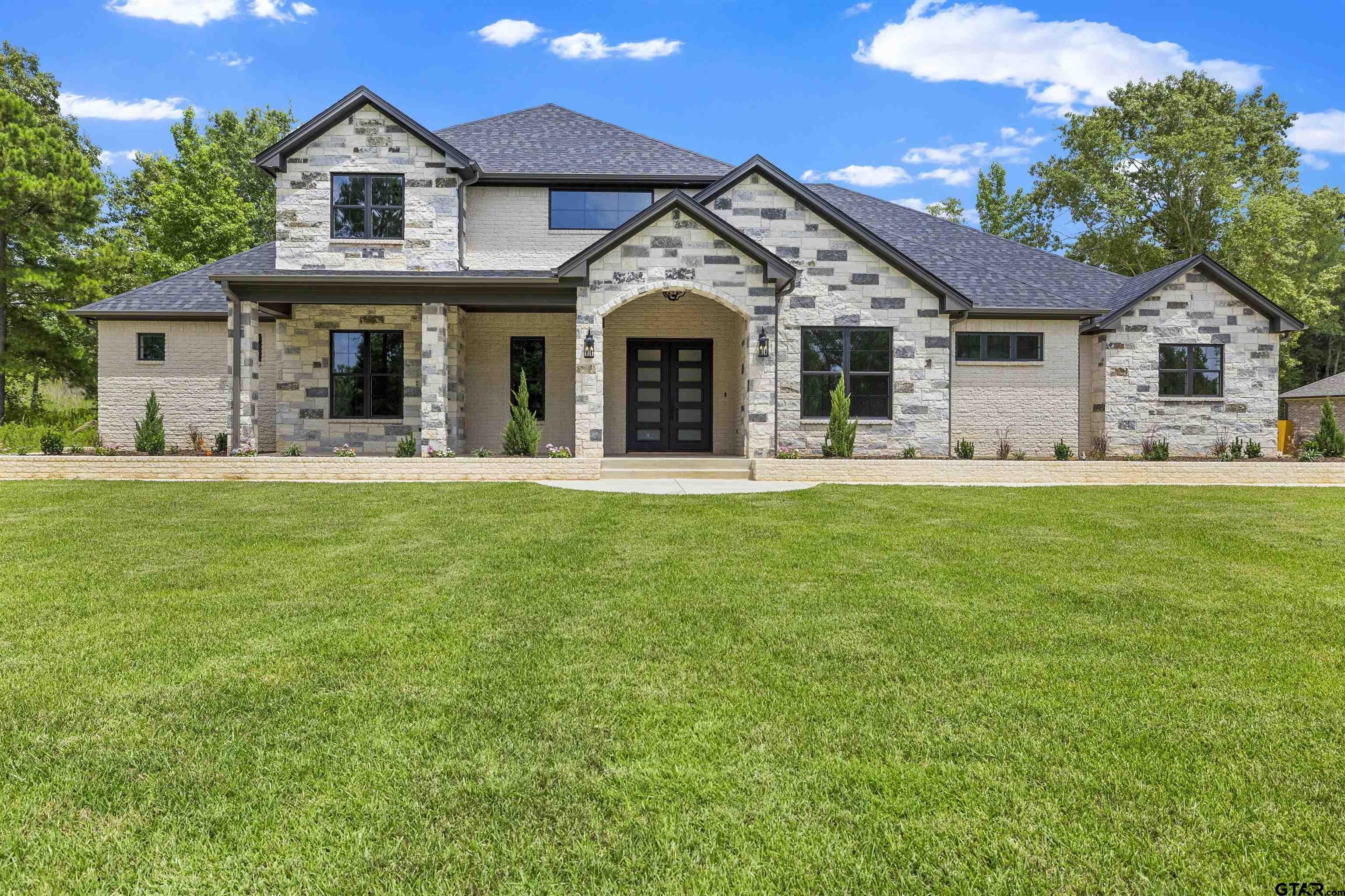 800 N Stone Chimney Rd, Bullard, TX 75757, 5 Bedrooms Bedrooms, ,5 BathroomsBathrooms,Residential,For Sale,800 N Stone Chimney Rd,25010112