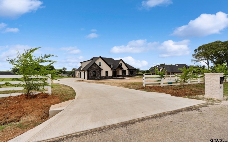 21064 Woodring, Bullard, TX 75757, 5 Bedrooms Bedrooms, ,3 BathroomsBathrooms,Residential,For Sale,21064 Woodring,25010145