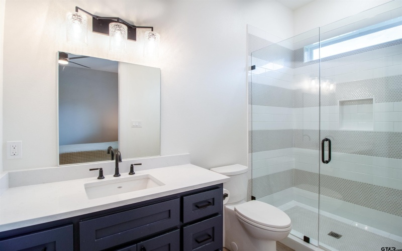 12240 Jazmin Cir, Flint, TX 75762, 4 Bedrooms Bedrooms, ,5 BathroomsBathrooms,Residential,For Sale,12240 Jazmin Cir,25010155