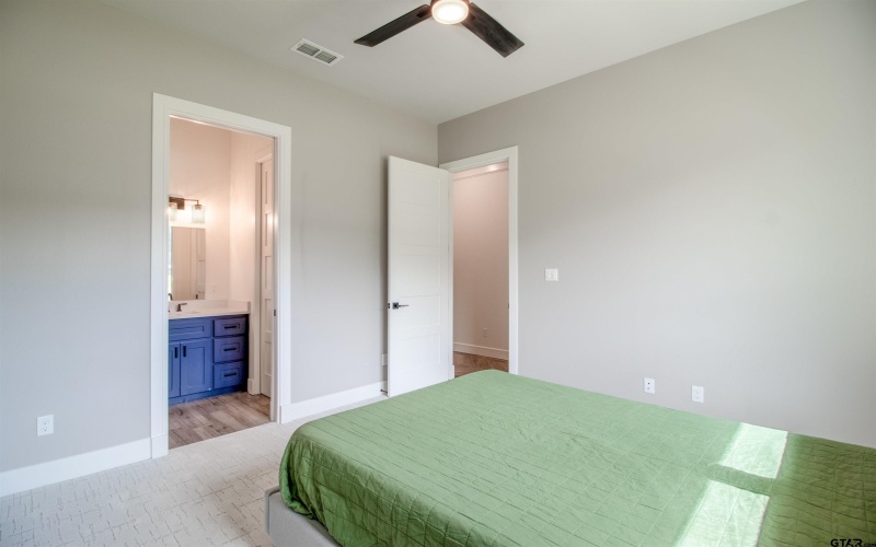 12240 Jazmin Cir, Flint, TX 75762, 4 Bedrooms Bedrooms, ,5 BathroomsBathrooms,Residential,For Sale,12240 Jazmin Cir,25010155