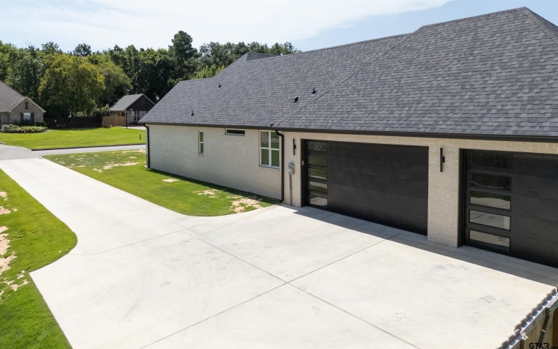 12240 Jazmin Cir, Flint, TX 75762, 4 Bedrooms Bedrooms, ,5 BathroomsBathrooms,Residential,For Sale,12240 Jazmin Cir,25010155