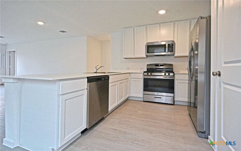 3748 Axis Hill, New Braunfels, TX 78132, 3 Bedrooms Bedrooms, ,2 BathroomsBathrooms,Residential Lease,For Rent,3748 Axis Hill,585572