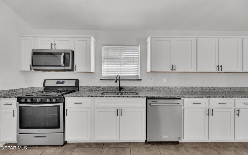 10400 Valle Koki Drive, Socorro, TX 79927, 4 Bedrooms Bedrooms, ,2 BathroomsBathrooms,Residential,For Sale,10400 Valle Koki Drive,925808