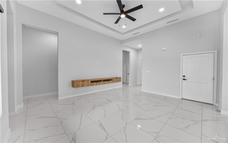 1009 W Cloud 9 Street, Edinburg, TX 78541, 3 Habitaciones Habitaciones , ,2 BañosBaños,Residential,En Venta,1009 W Cloud 9 Street,475271