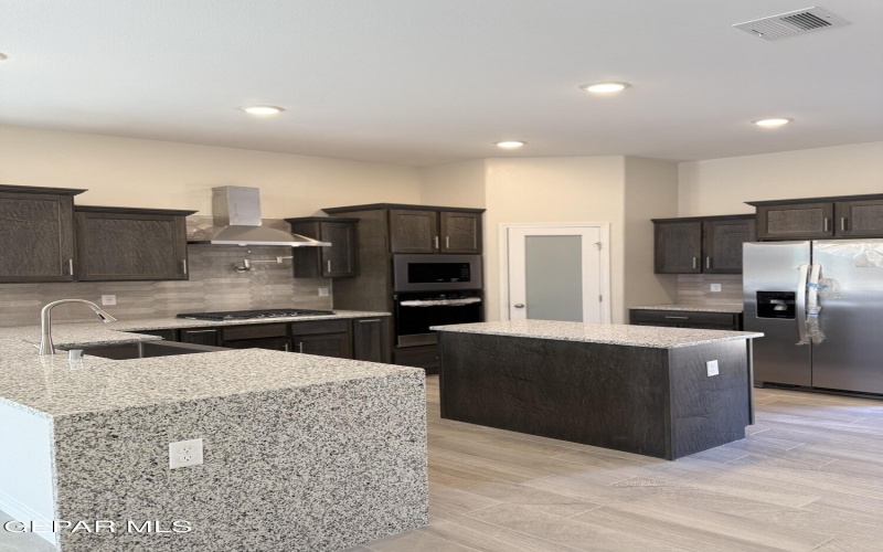 15104 Ambition Avenue, El Paso, TX 79938, 4 Bedrooms Bedrooms, ,2 BathroomsBathrooms,Residential,For Sale,15104 Ambition Avenue,895014