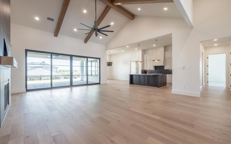 9625 Saint Michel Lane, Fort Worth, TX 76126, 4 Habitaciones Habitaciones , ,5 BañosBaños,Residential,En Venta,9625 Saint Michel Lane,20989857