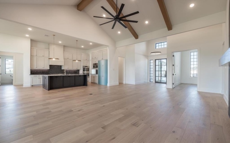 9625 Saint Michel Lane, Fort Worth, TX 76126, 4 Habitaciones Habitaciones , ,5 BañosBaños,Residential,En Venta,9625 Saint Michel Lane,20989857