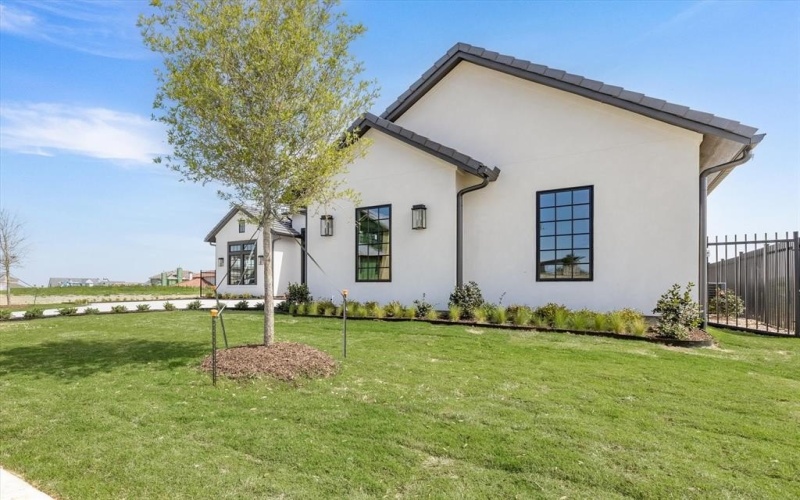 9625 Saint Michel Lane, Fort Worth, TX 76126, 4 Habitaciones Habitaciones , ,5 BañosBaños,Residential,En Venta,9625 Saint Michel Lane,20989857