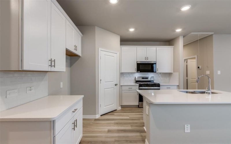 4805 Everly Court, McKinney, TX 75071, 3 Habitaciones Habitaciones , ,2 BañosBaños,Residential Lease,En Alquiler,4805 Everly Court,20989922