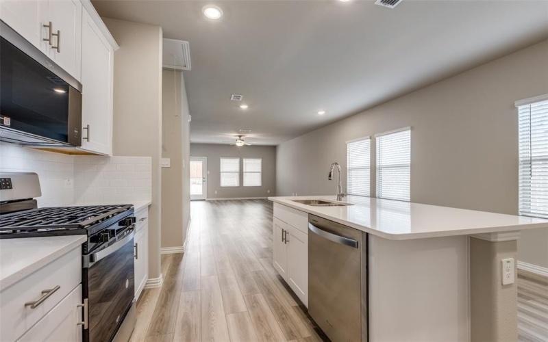 4805 Everly Court, McKinney, TX 75071, 3 Habitaciones Habitaciones , ,2 BañosBaños,Residential Lease,En Alquiler,4805 Everly Court,20989922