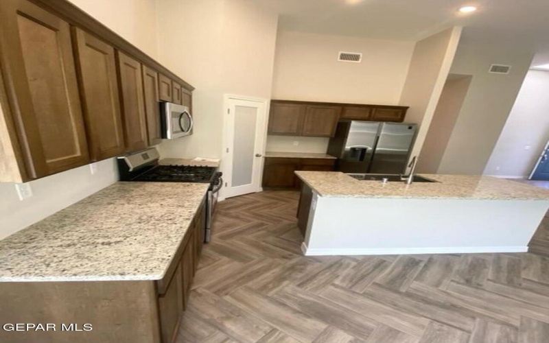15205 Ambition Avenue, El Paso, TX 79938, 3 Bedrooms Bedrooms, ,2 BathroomsBathrooms,Residential,For Sale,15205 Ambition Avenue,895026