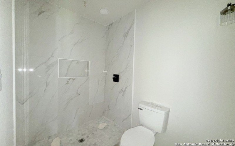 419 N San Ignacio Ave, San Antonio, TX 78228, 4 Bedrooms Bedrooms, ,3 BathroomsBathrooms,Residential,For Sale,419 N San Ignacio Ave,1881275