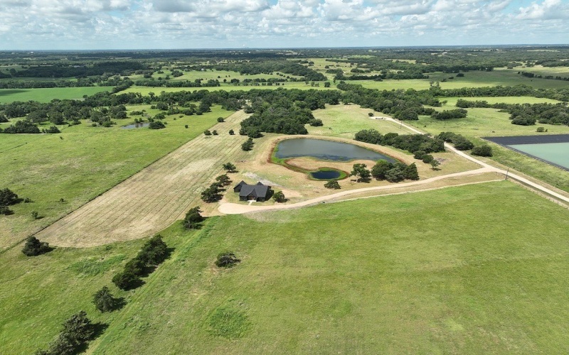 Tracts 6, 7 & 8 Fieldcrest Lane, Burton, TX 77835, 4 Habitaciones Habitaciones , ,3 BañosBaños,Granja,En Venta,Tracts 6, 7 & 8 Fieldcrest Lane,152381