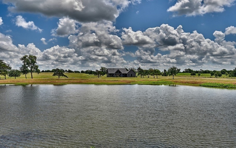 Tracts 6, 7 & 8 Fieldcrest Lane, Burton, TX 77835, 4 Habitaciones Habitaciones , ,3 BañosBaños,Granja,En Venta,Tracts 6, 7 & 8 Fieldcrest Lane,152381
