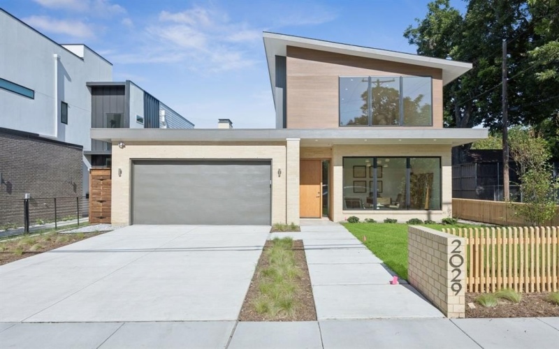 2029 Summit Avenue, Dallas, TX 75206, 3 Habitaciones Habitaciones , ,5 BañosBaños,Residential,En Venta,2029 Summit Avenue,20979948