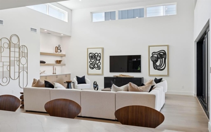 2029 Summit Avenue, Dallas, TX 75206, 3 Habitaciones Habitaciones , ,5 BañosBaños,Residential,En Venta,2029 Summit Avenue,20979948