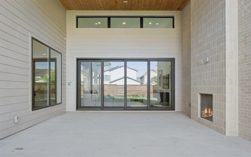 2029 Summit Avenue, Dallas, TX 75206, 3 Habitaciones Habitaciones , ,5 BañosBaños,Residential,En Venta,2029 Summit Avenue,20979948
