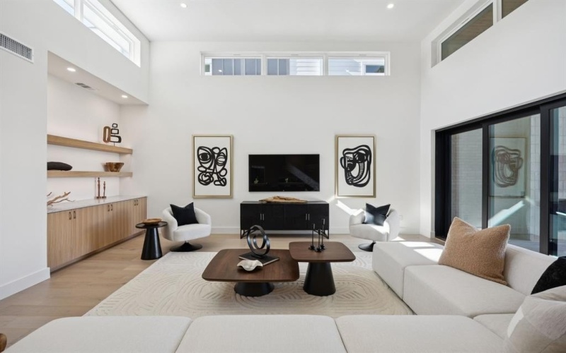 2029 Summit Avenue, Dallas, TX 75206, 3 Habitaciones Habitaciones , ,5 BañosBaños,Residential,En Venta,2029 Summit Avenue,20979948