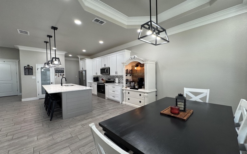 1001 Buffalo Gap, Del Rio, TX 78840, 4 Bedrooms Bedrooms, ,2 BathroomsBathrooms,Residential,For Sale,1001 Buffalo Gap,206885